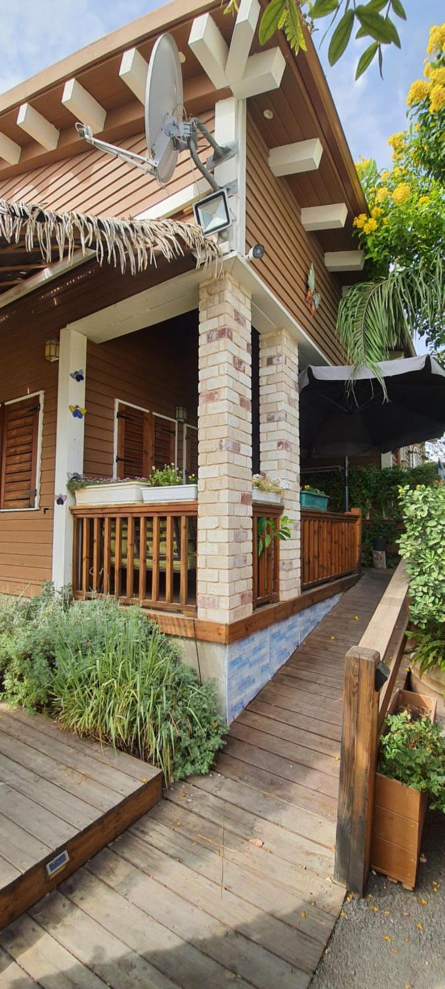 The Butterflies Wood House Villa Reshafim Kamer foto